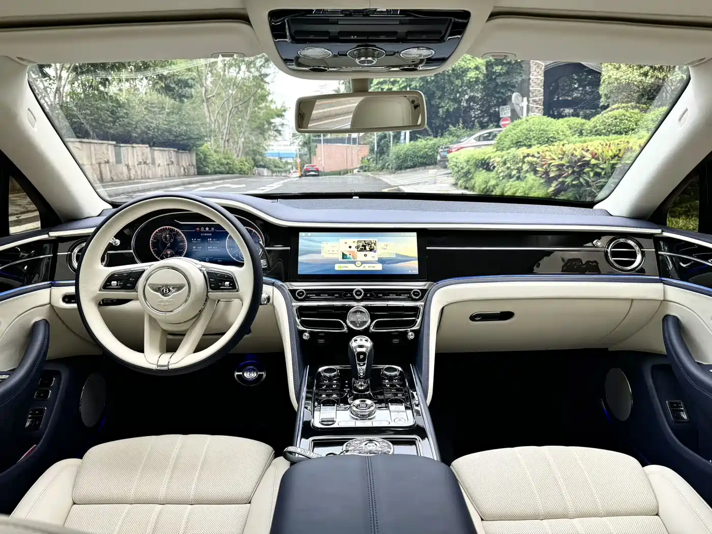 Bentley Flying Spur 2011 2010 6.0T 5-seater Version