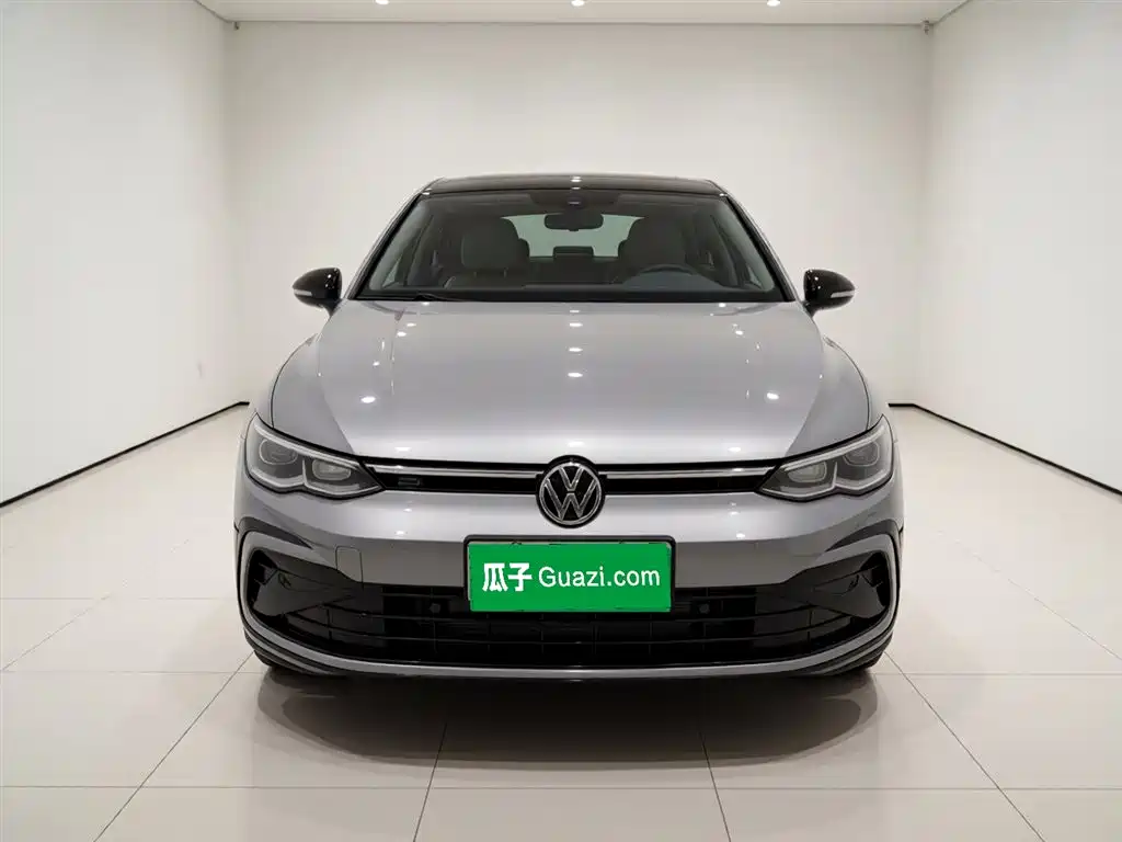Volkswagen Golf 2021 280TSI DSG R-Line фото 2