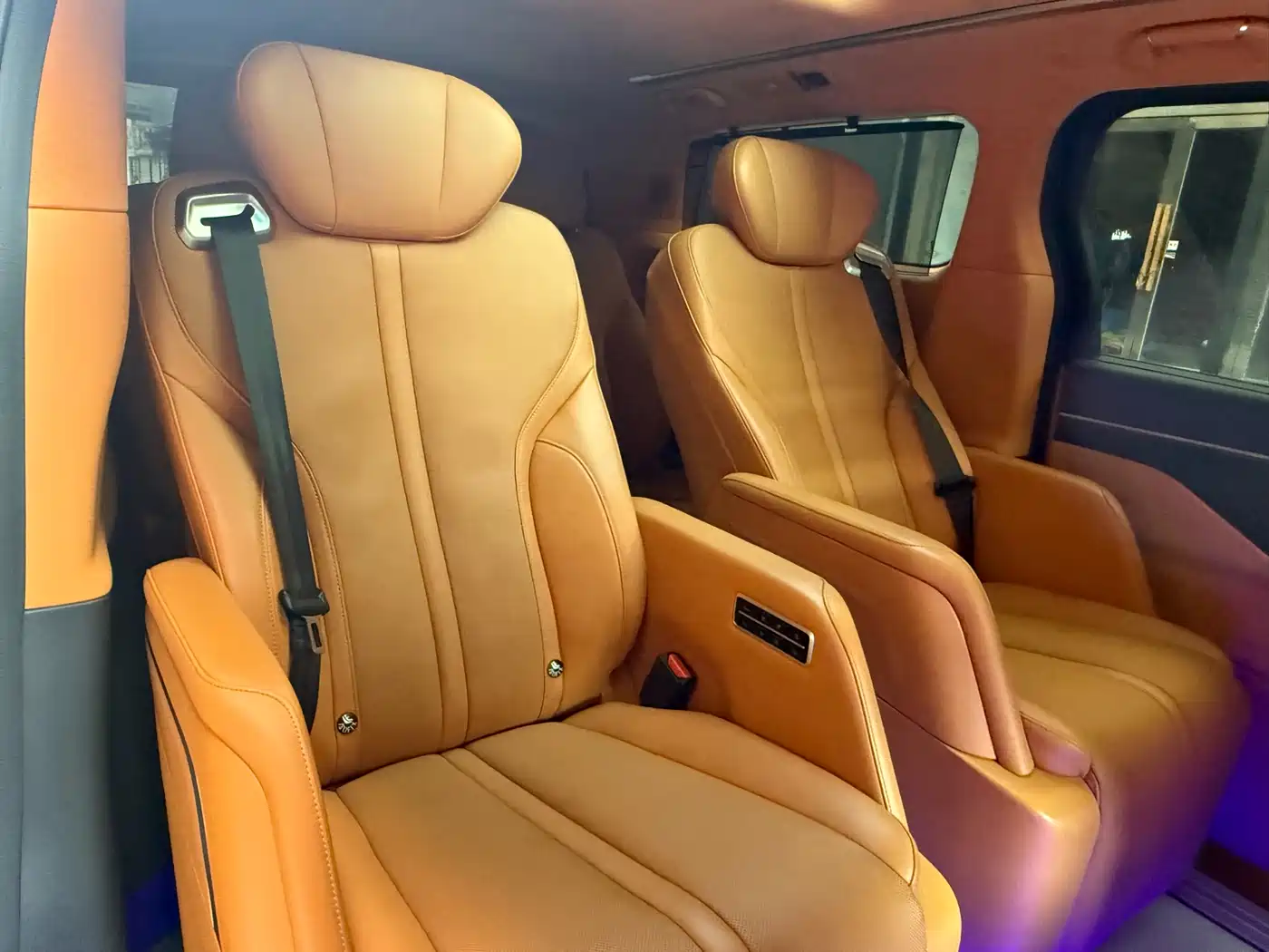 WEY Alpine 2024 2023 AWD Executive Long Wheelbase