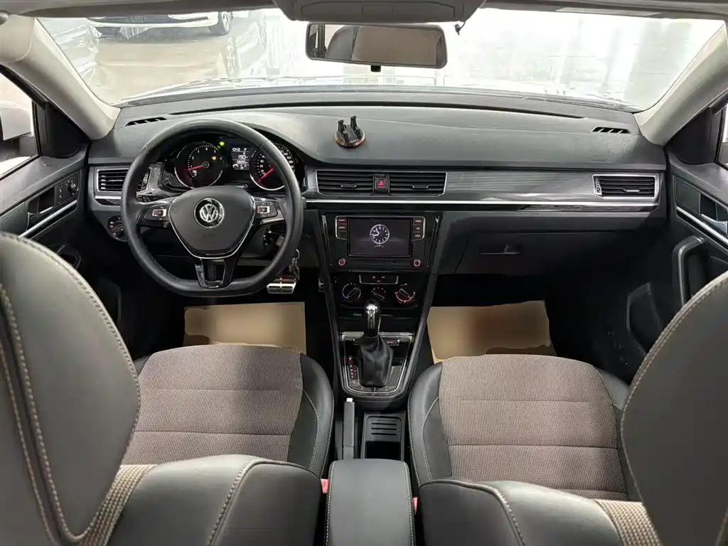 Volkswagen C-TREK 2018 1.5L Automatic Comfort фото 10
