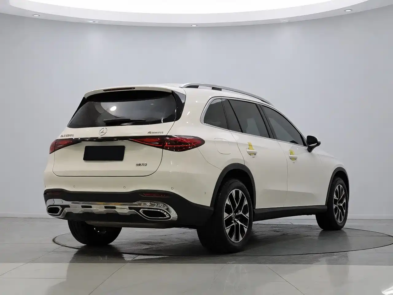 Mercedes-Benz GLC 2023 GLC 260 L 4MATIC Sport 5-seater фото 4