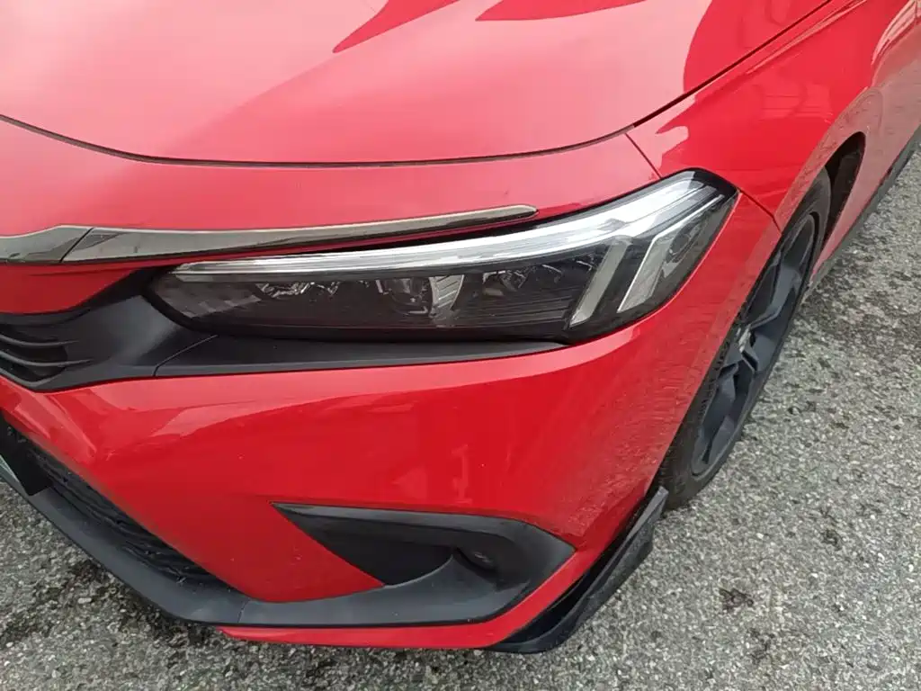 Фото 24 - Honda Civic