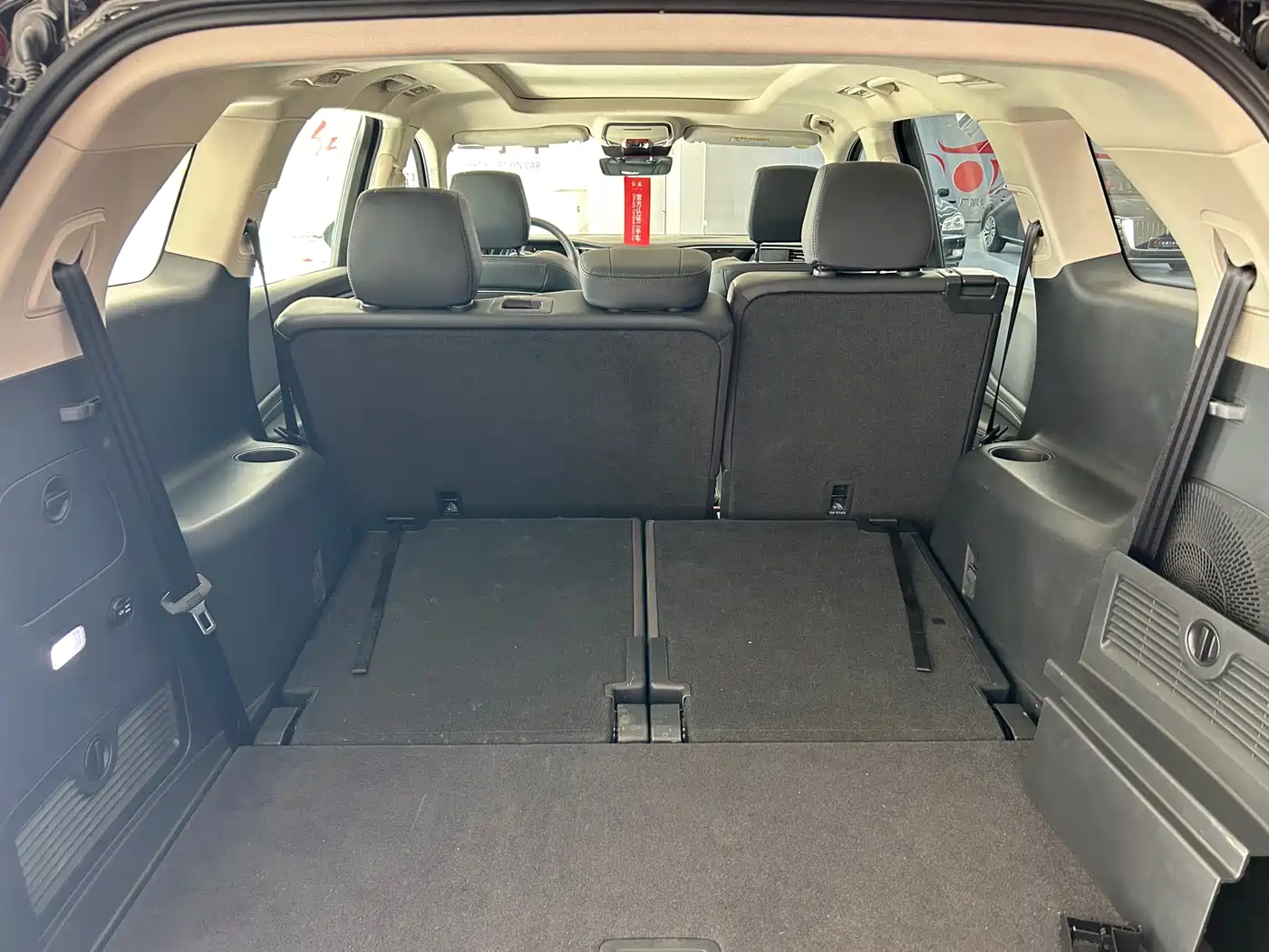 Hongqi HS7 PHEV 2024 2.0T PHEV AWD Qichang Edition 7-seater фото 6