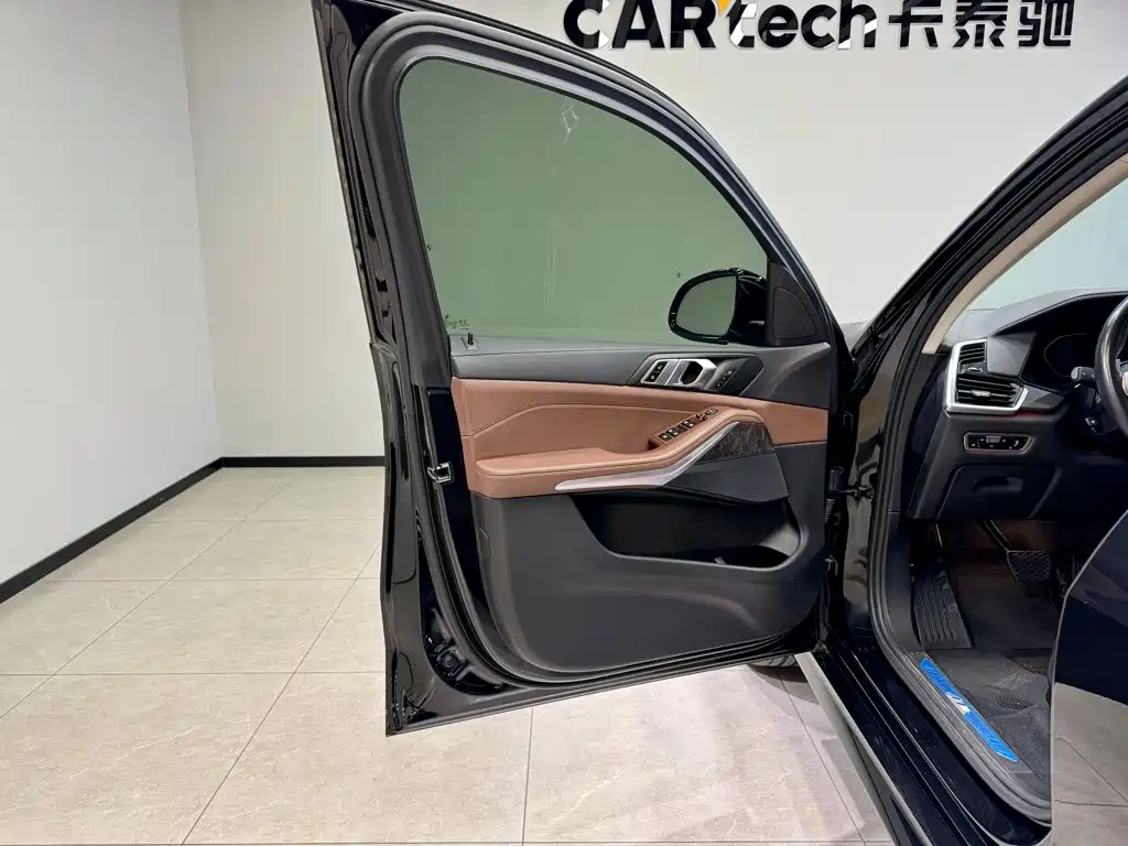 BMW X5 (Import) 2021 2021 xDrive30i M Sport Package