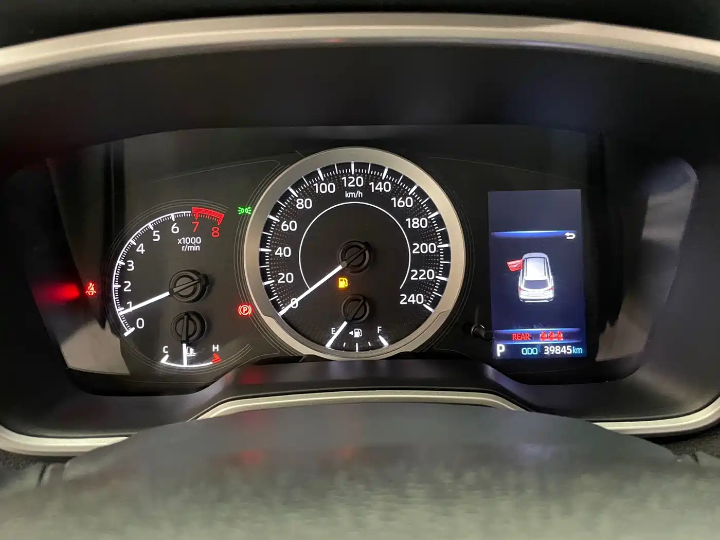 Toyota Frontlander 2022 2.0L CVT Luxury Edition фото 19