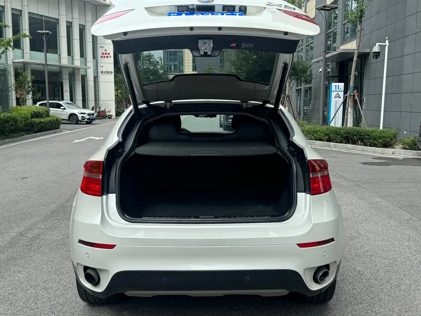 Фото 9 - BMW X6