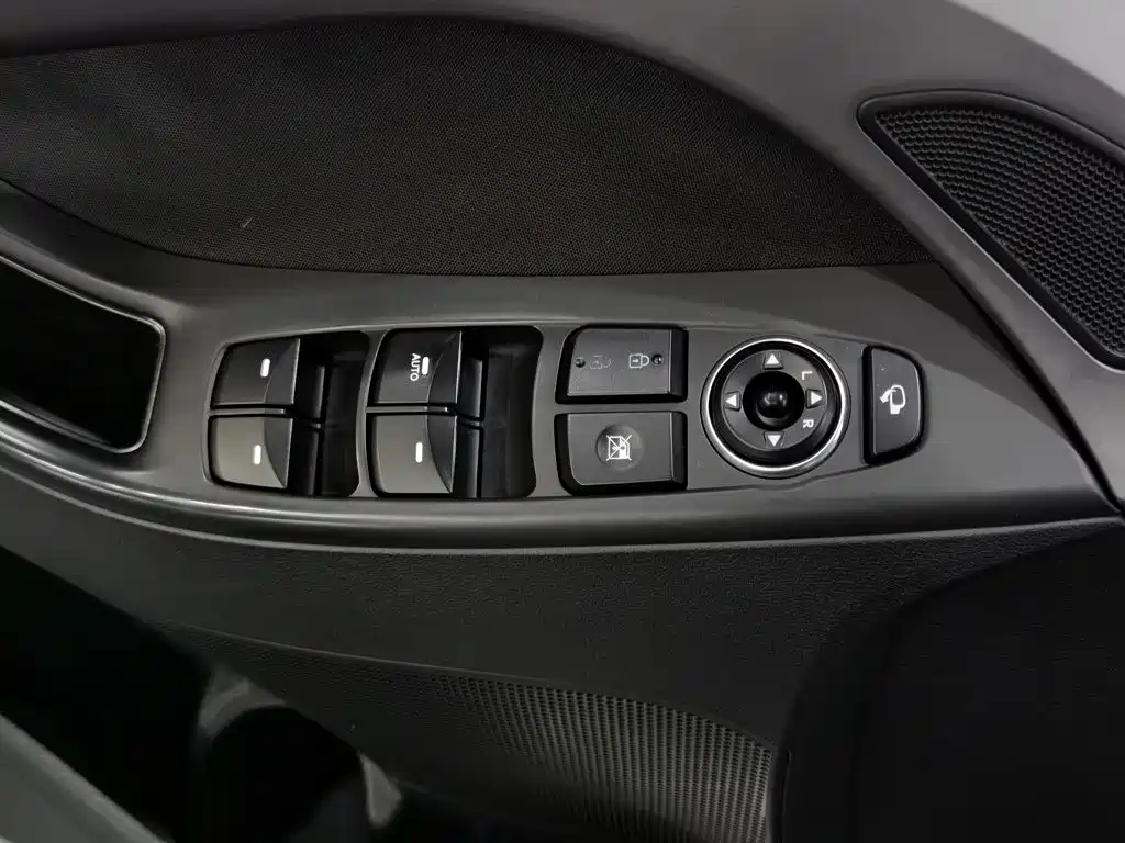 Hyundai Langdong 2018 2016 1.6L Automatic Premium Edition