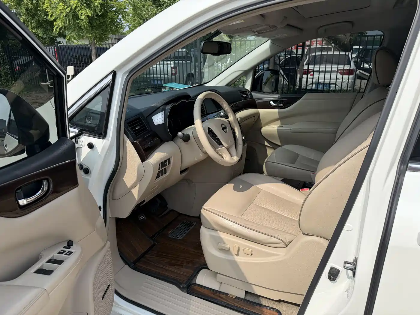 Nissan Quest 2017 2015 3.5L SL