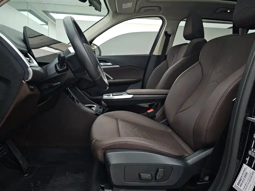 BMW X1 2024 sDrive25Li M Sport Package фото 8