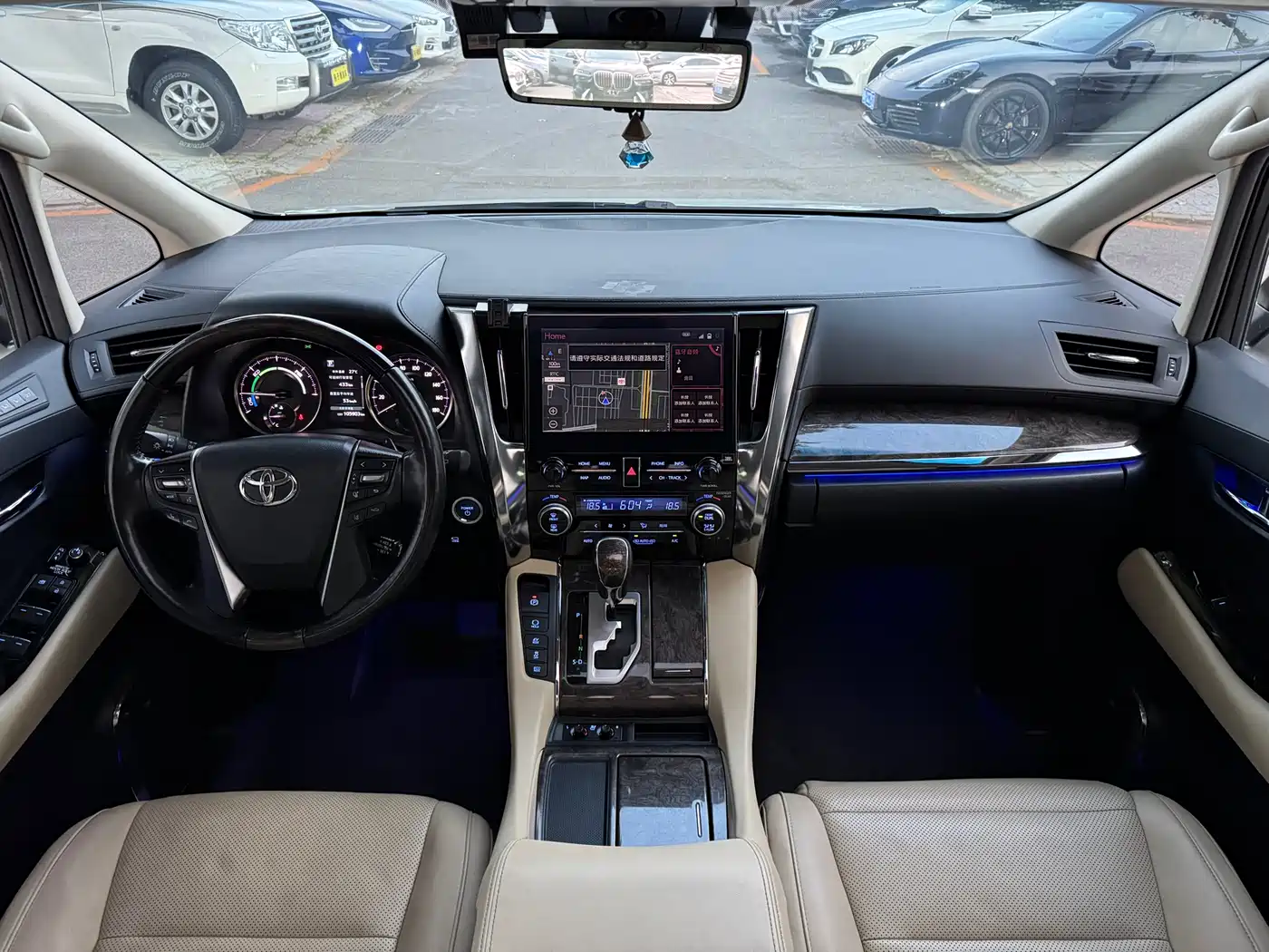 Toyota Vellfire 2021 Crown Hybrid 2.5L HV Premium Edition фото 7