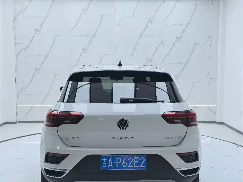 VOLKSWAGEN T ROC EXPLORING SONGS