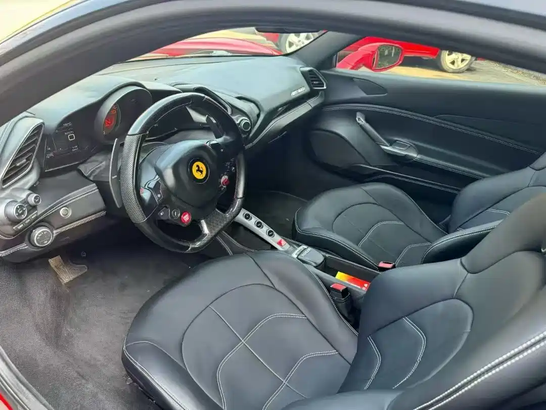 Ferrari 488 2015 488 GTB фото 7