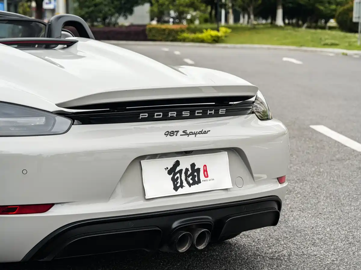 Porsche 718 2022 Spyder 2.0T фото 7