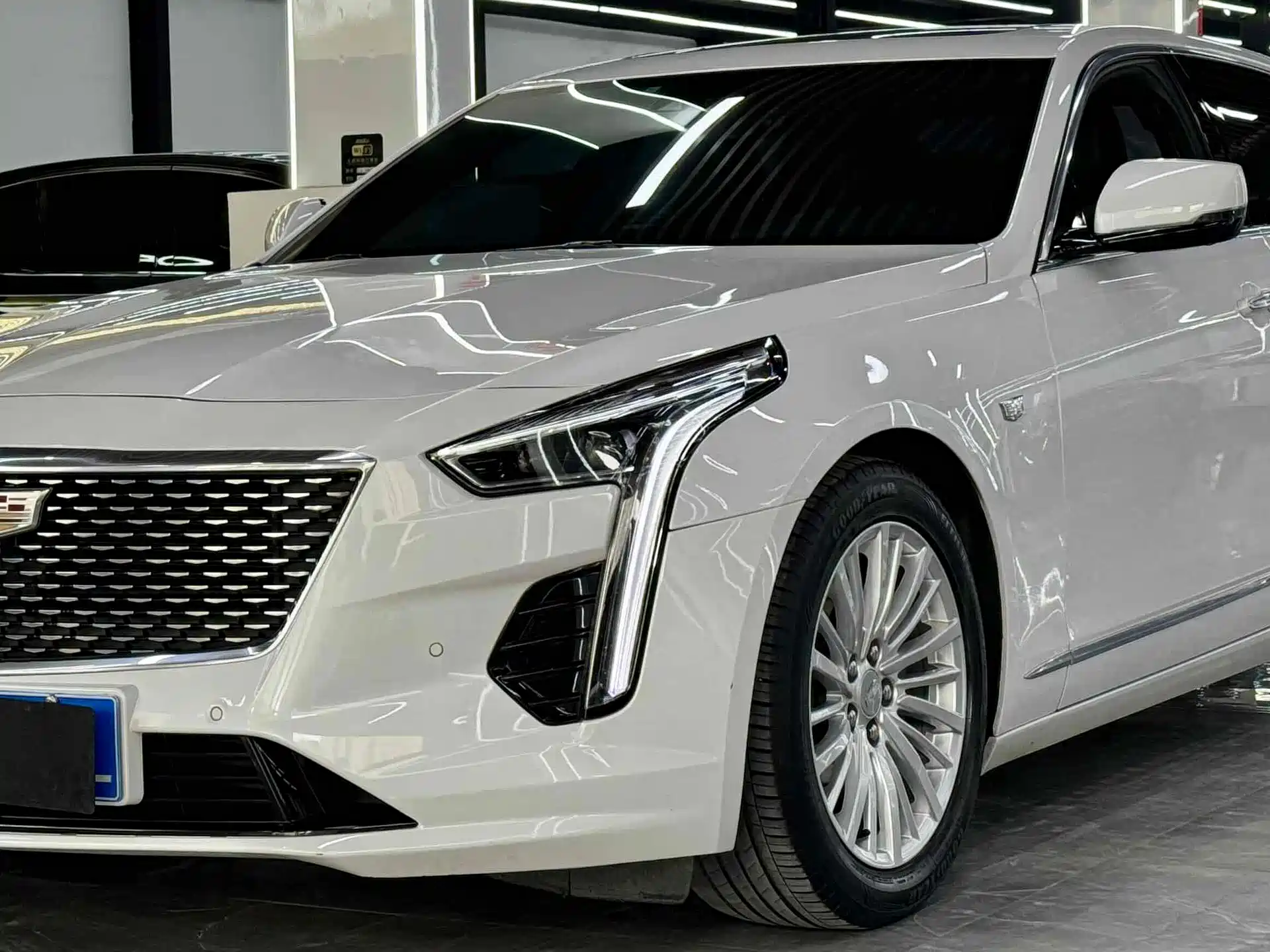 Фото 1 - Cadillac CT6