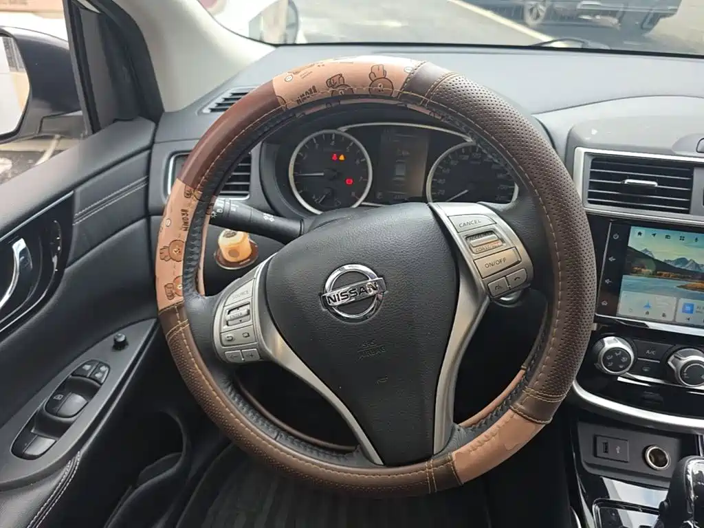 Nissan Tiida, миниатюра 11