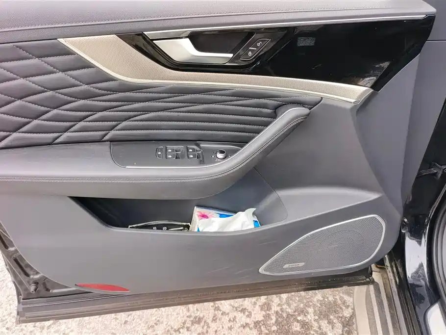 Hongqi HS5 2022 2.0T Smart Connect Flagship AWD Edition фото 7