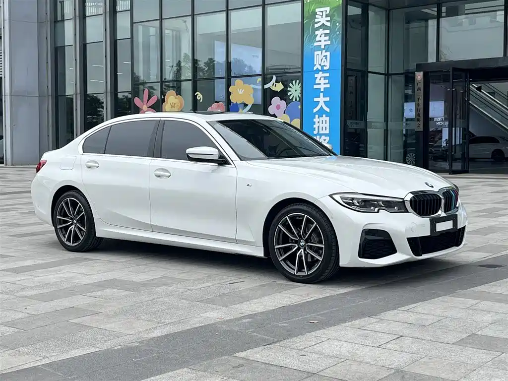 BMW 3 Series 2020 325Li M Sport Package фото 3