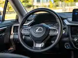Фото 14 - Lexus RX