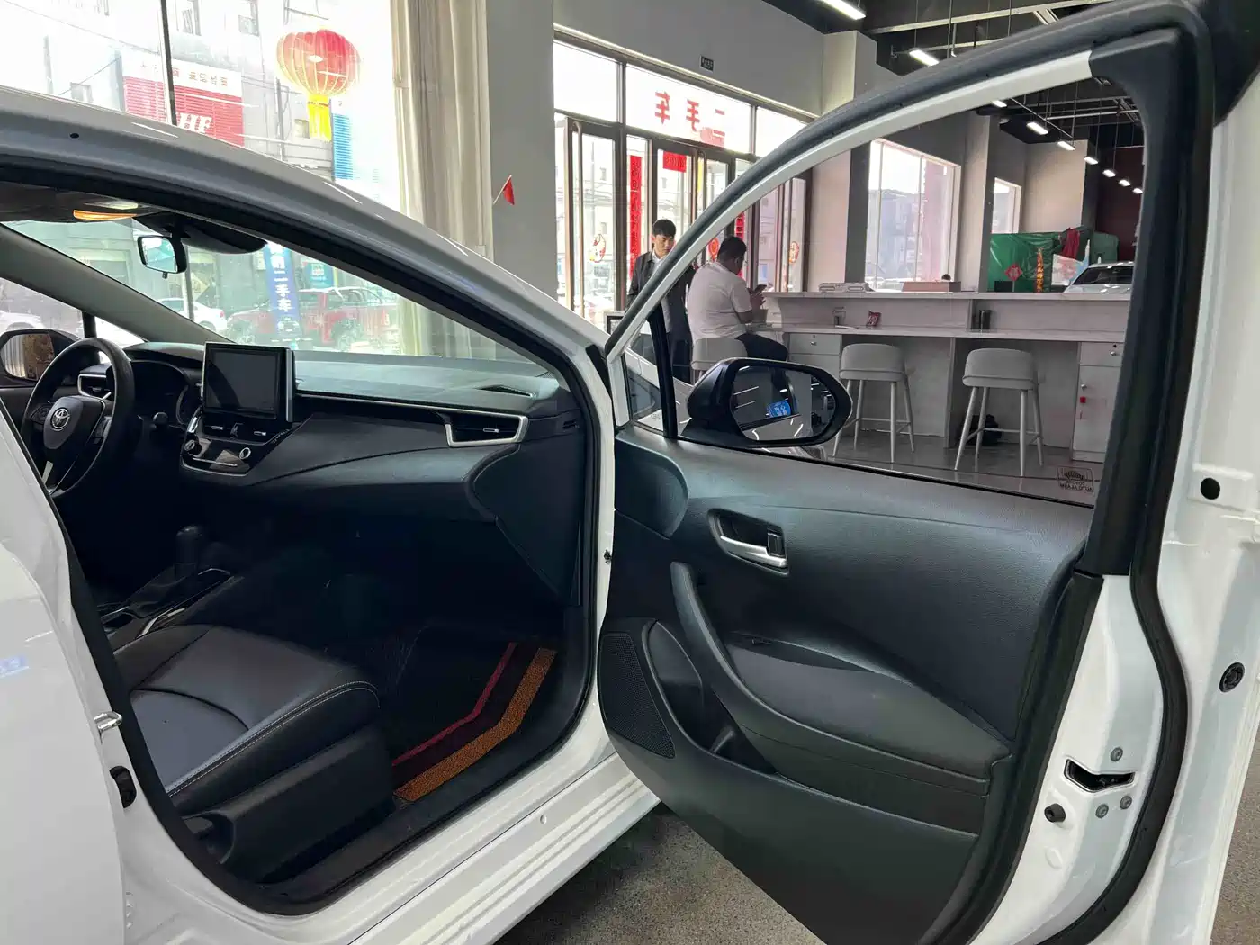 Toyota Corolla 2019 1.2T S-CVT GL-i Elite Edition фото 9