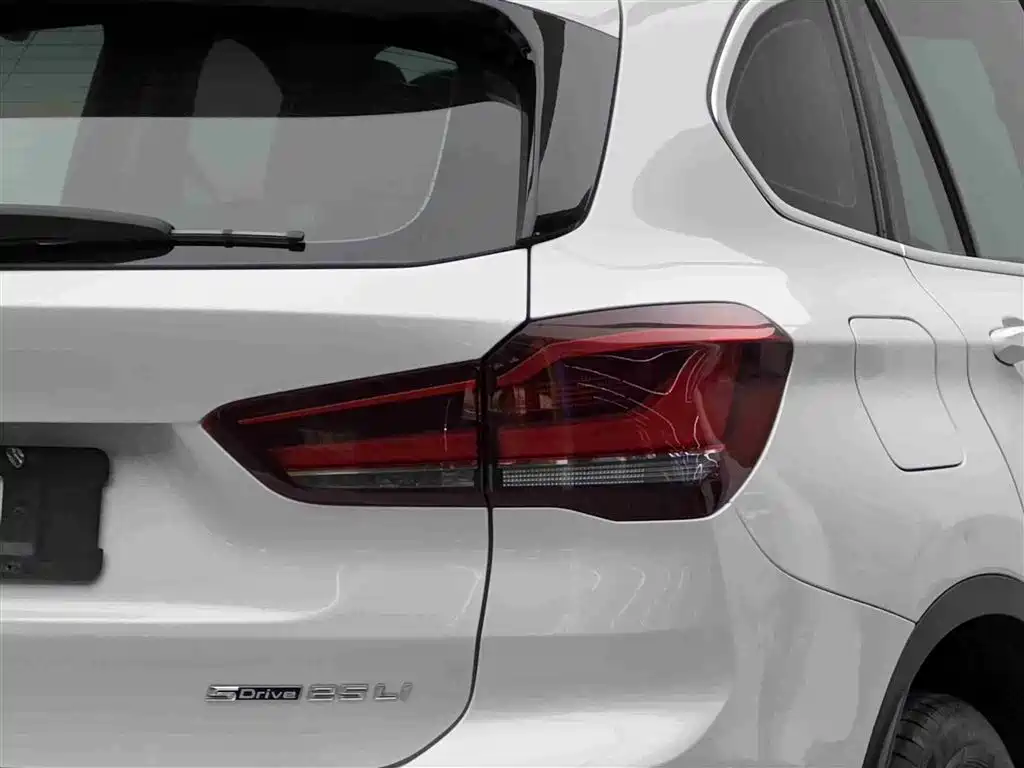 BMW X1 2020 sDrive25Li Leading Model фото 19