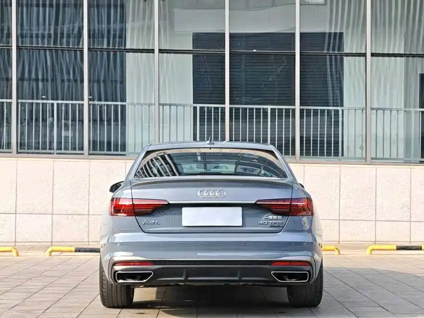 Audi A4L 2022 40 TFSI quattro RS Kit Burning Speed фото 17