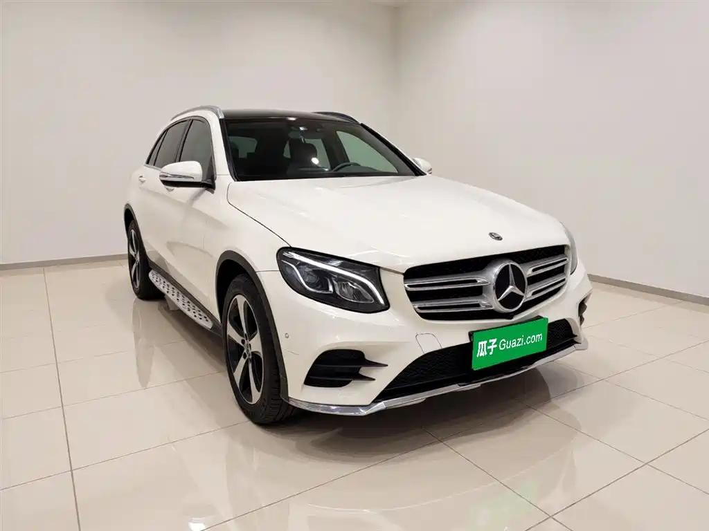 Mercedes-Benz GLC 2019 Facelift GLC 260 L 4MATIC Luxury фото 3