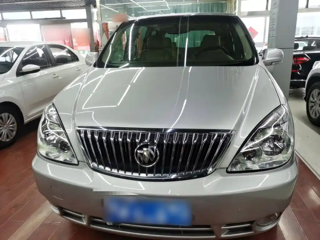 Фото 3 - Buick GL8