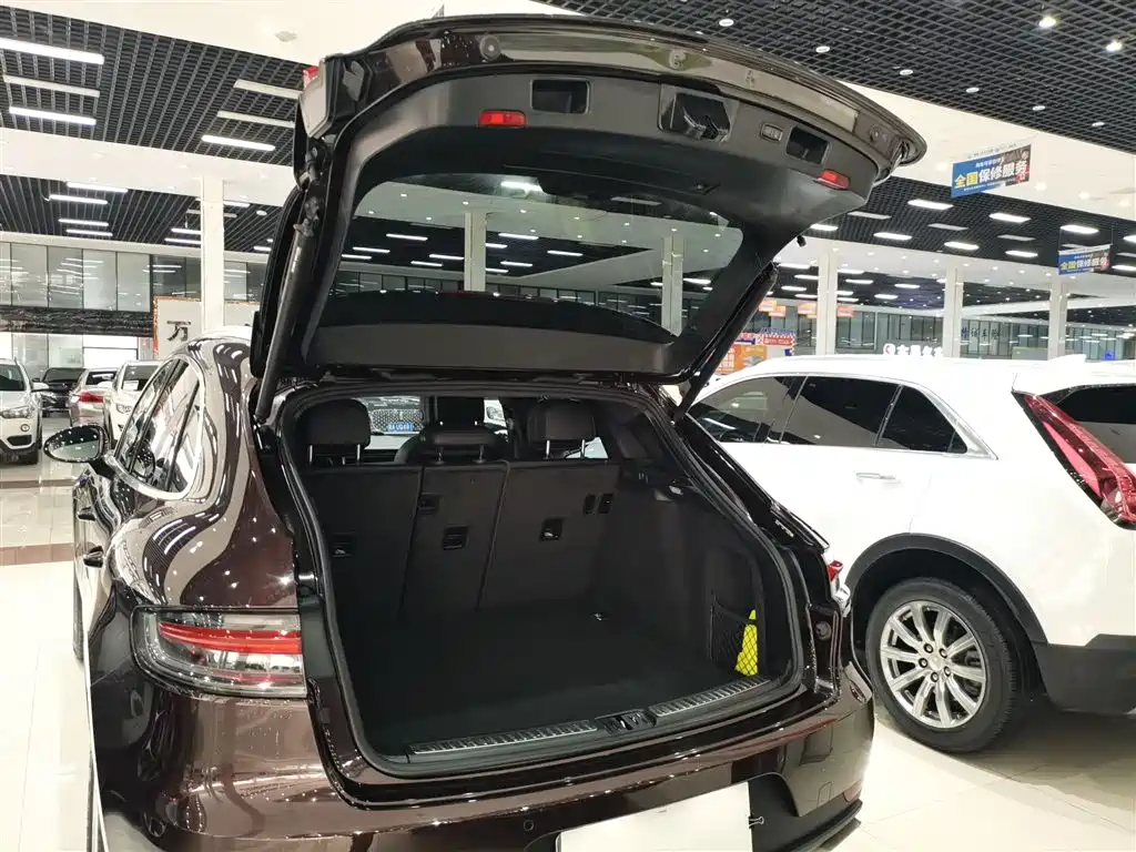 Porsche Macan 2020 Macan 2.0T фото 19