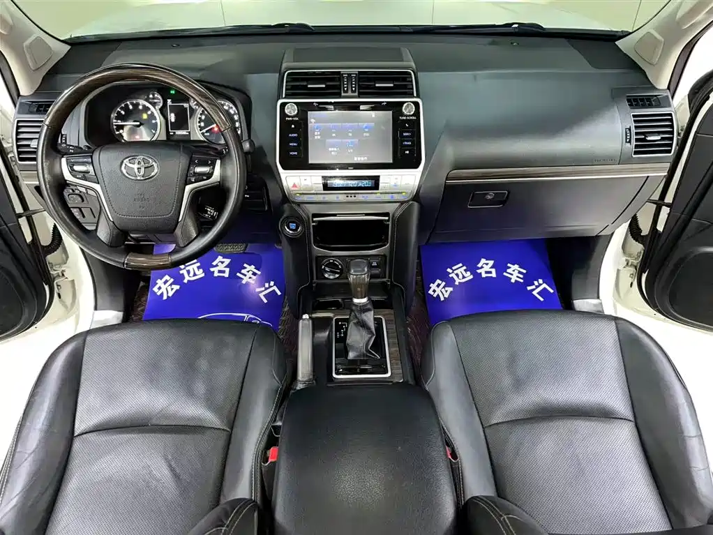 Toyota Prado 2018 3.5L Auto TX-L фото 8