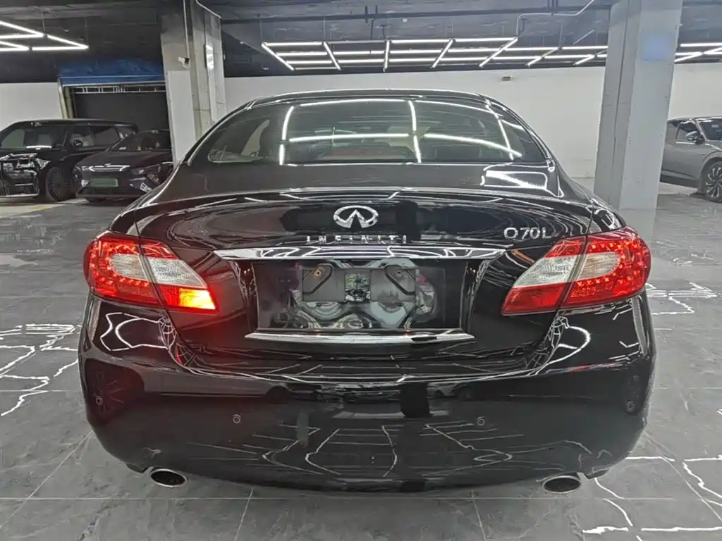 Infiniti Q70 2015 2013 Q70L 2.5L Comfort
