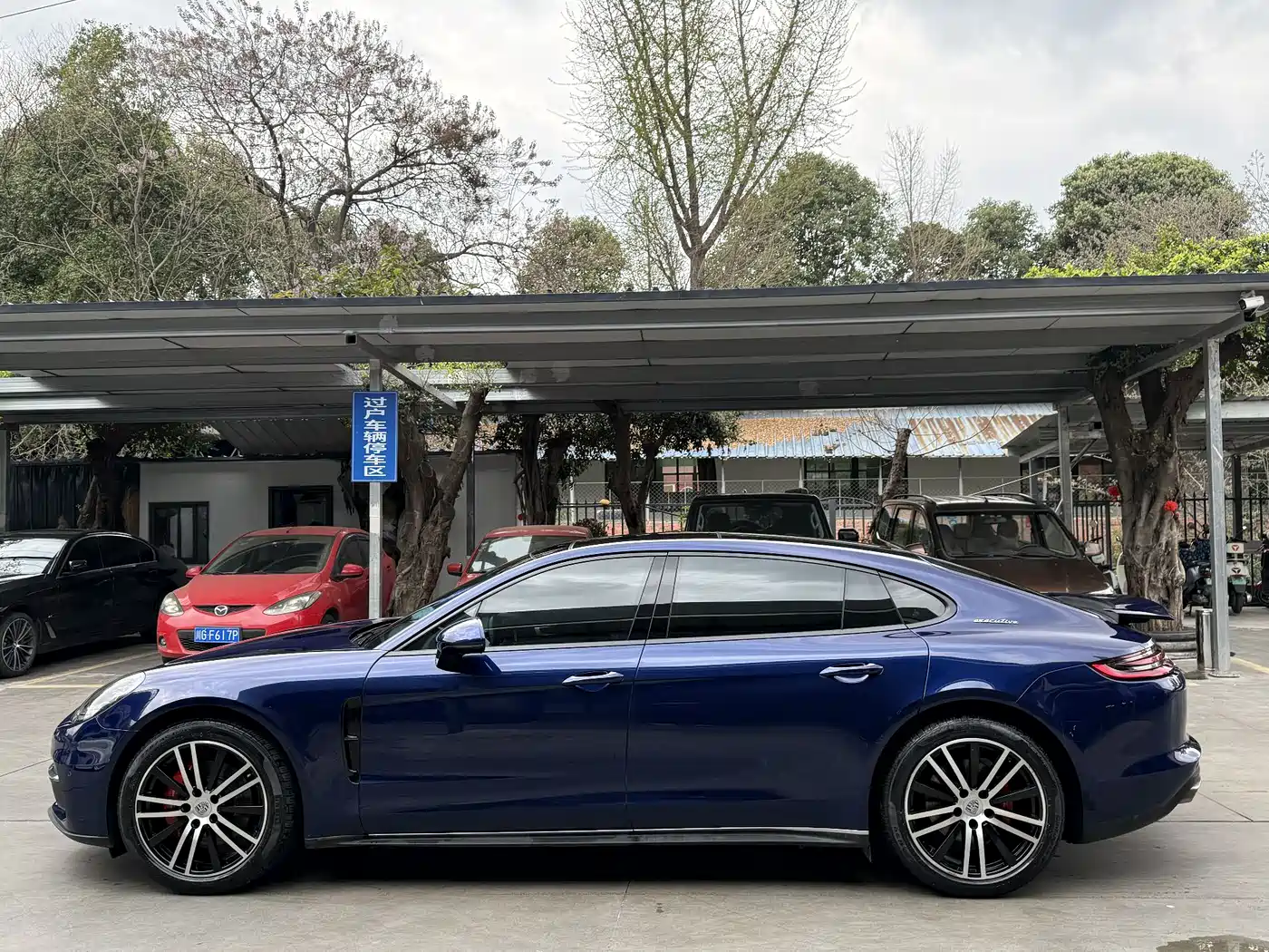 Porsche Panamera 2019 Panamera Executive Long Wheelbase 2.9T фото 12