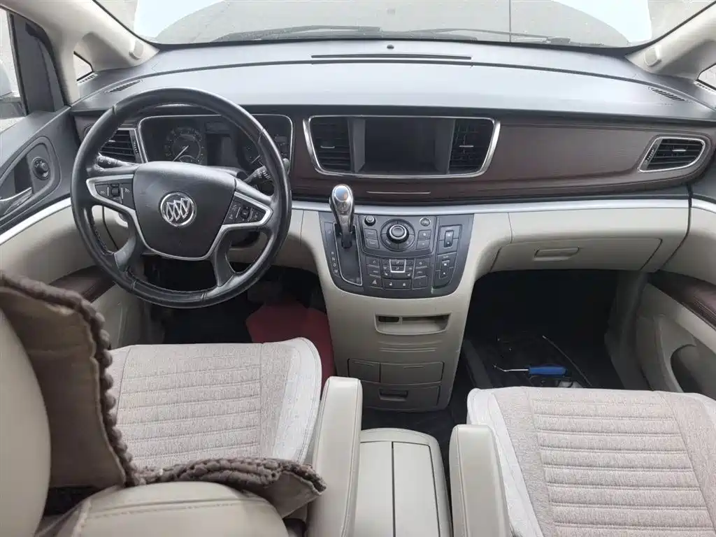 Buick GL8 2017 25S Premium Model China V фото 2