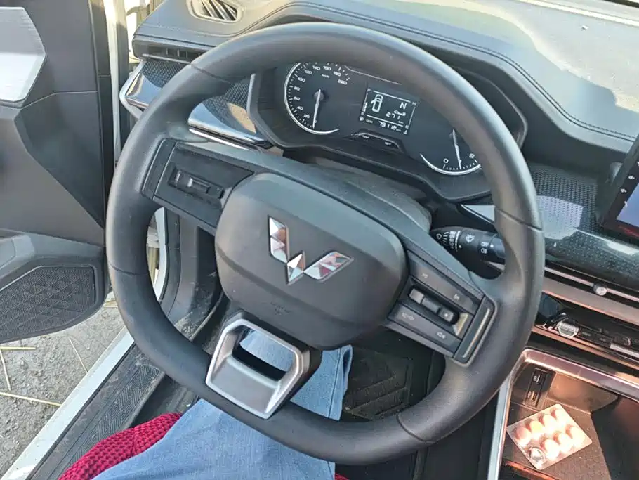 Wuling Motors Wuling Jiachen 2024 2022 1.5L Manual Joy Elite