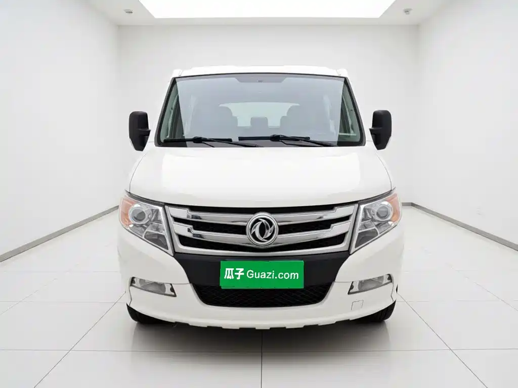 Dongfeng Yufeng Yufeng 2020 2020 2.3T Economy Logistics Vehicle Short Wheelbase Low Roof 5-9 Seats WP2.3