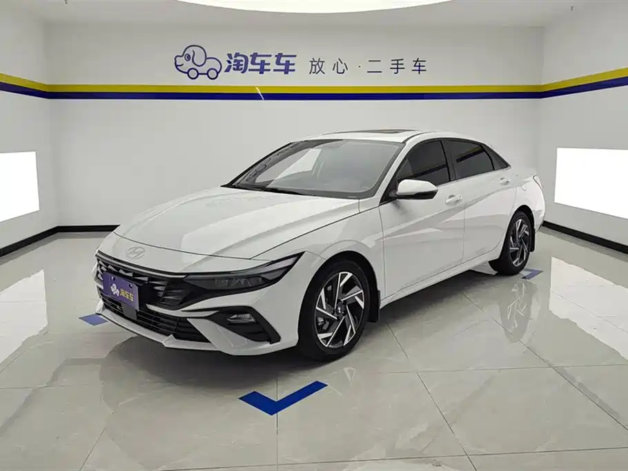 Hyundai Elantra 2023 1.5L CVT GLX Elite Edition