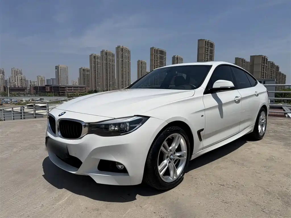 BMW 3 Series GT 2018 320i M Sport