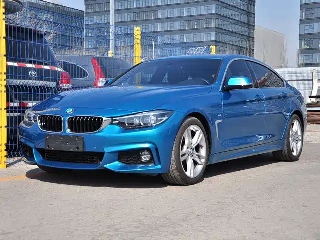 BMW 4 SERIES