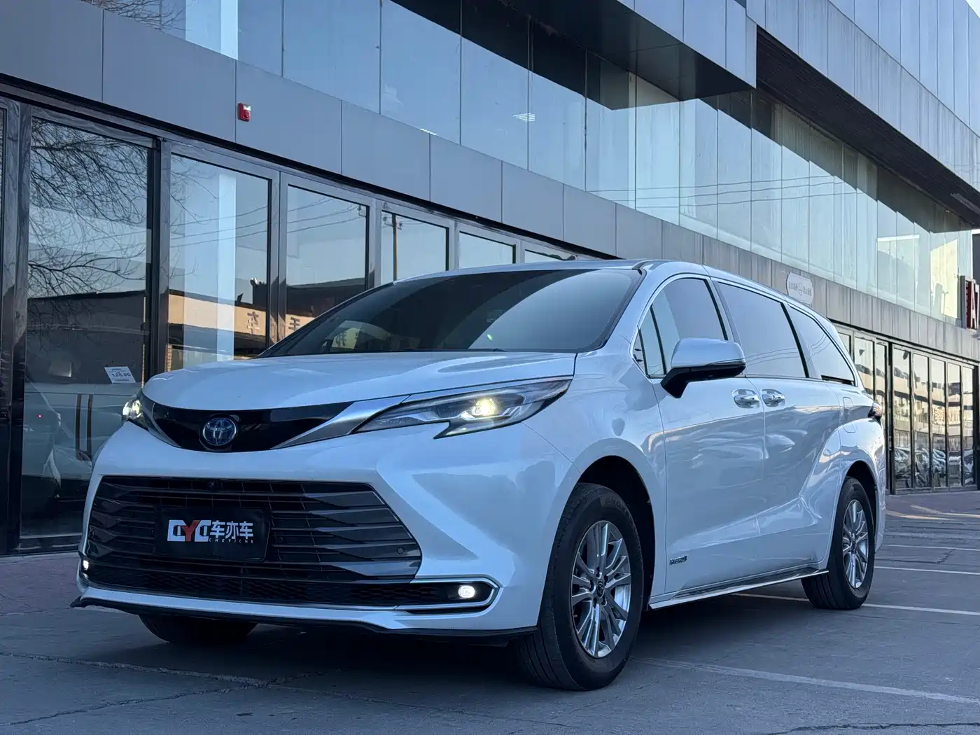 Toyota Sienna 2021 2.5L Hybrid Premium Edition
