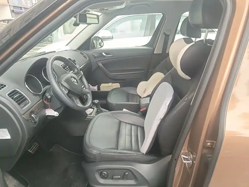 Škoda Yeti 2015 2014 1.8TSI DSG Off-Road Edition