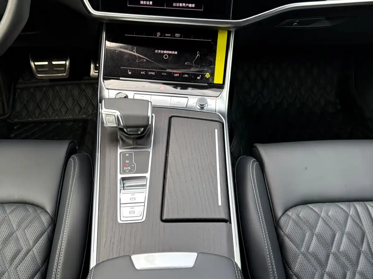 Audi A6L 2025 Model Year Facelift 45 TFSI quattro Premium Sport фото 17