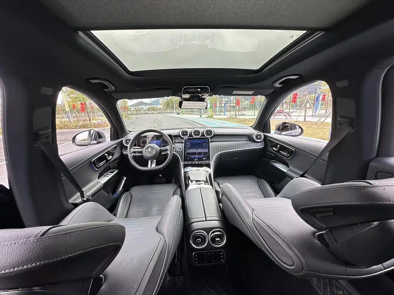 Mercedes-Benz GLC 2024 Facelift GLC 300 L 4MATIC Sport 5-seater фото 11