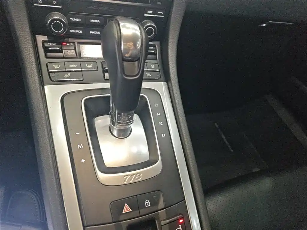 Porsche 718 2020 Boxster 2.0T фото 14