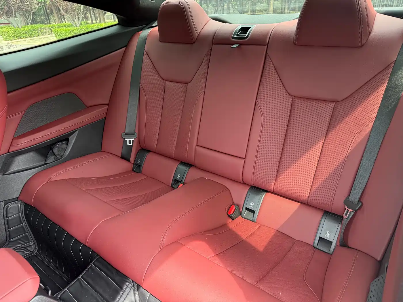 BMW 4 Series 2024 430i M Sport Shadow Edition фото 8