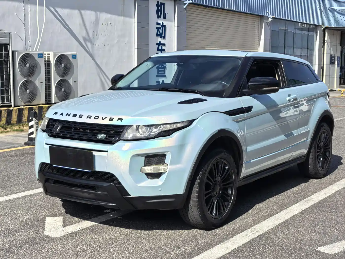 Land Rover Range Rover Evoque (Import) 2012 2.0T 3-door Premium Edition