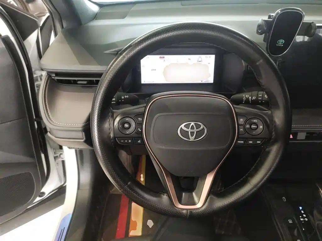 Toyota Frontlander 2025 2.0L CVT Base Version фото 11