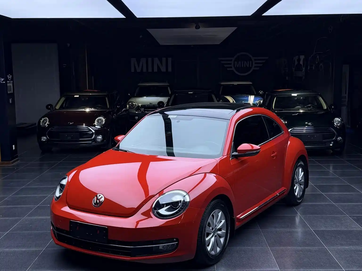 Photo 6 - Volkswagen Beetle