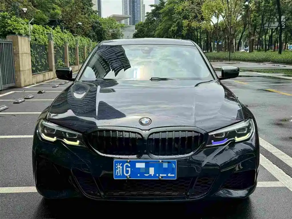 BMW 3 Series 2020 325i M Sport Black Night Package