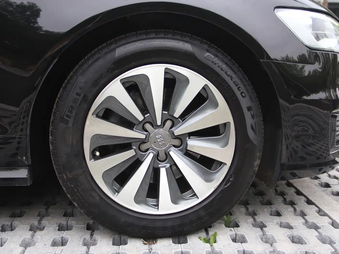 Audi A6L 2016 30 FSI Technology фото 11