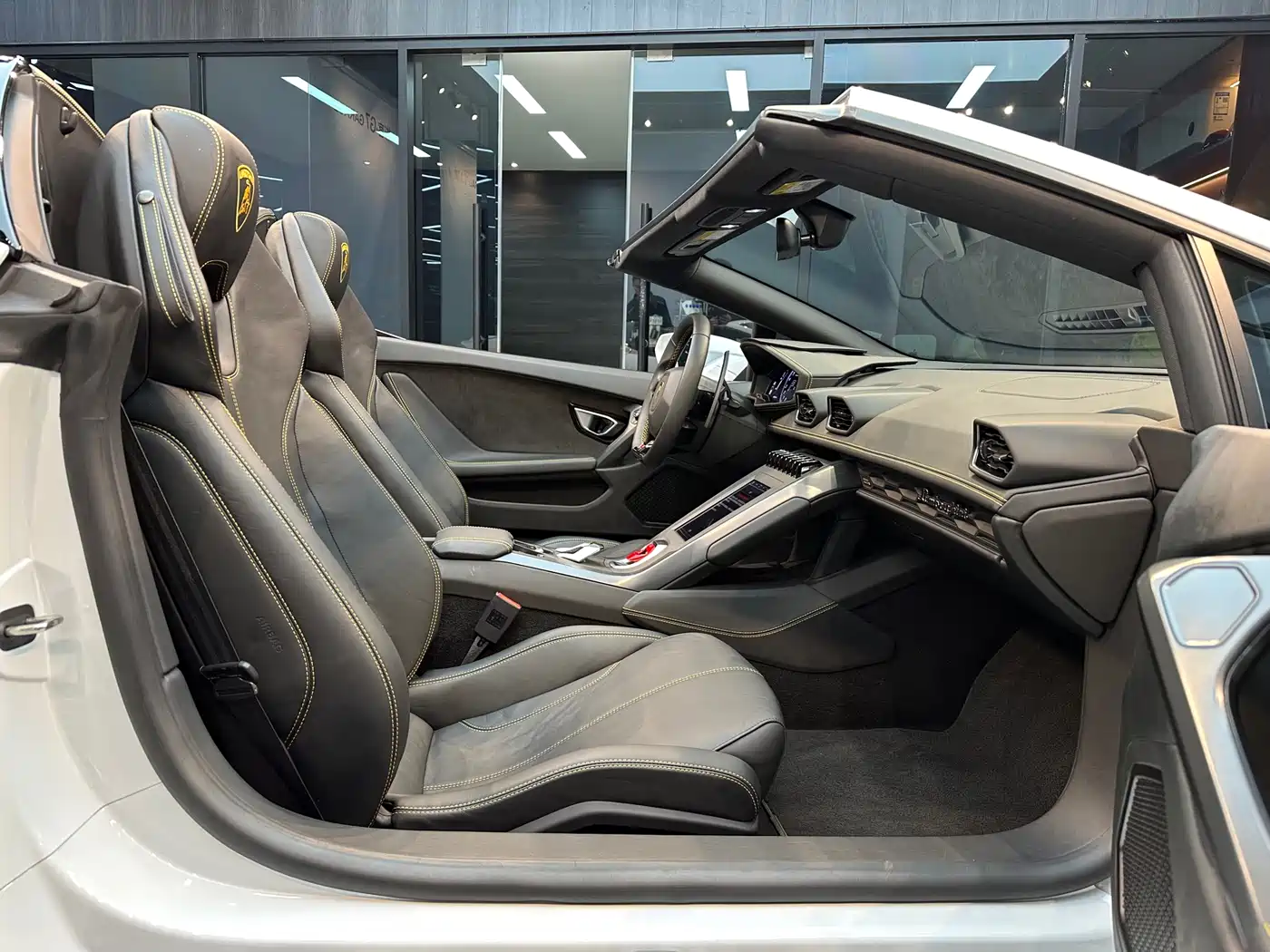 LAMBORGHINI HURACÁN