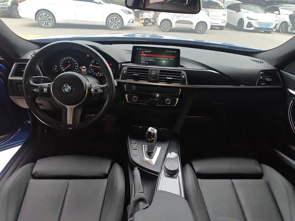 BMW 3 Series GT 2020 320i M Sport Package фото 10